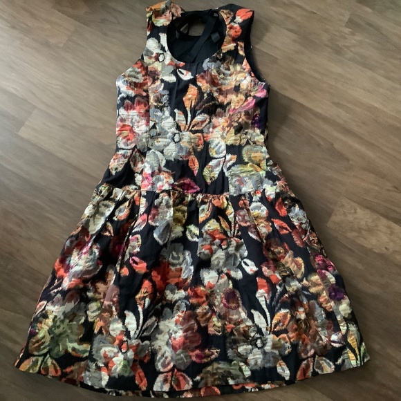 Leifsdotir maple leaves embroider dress - Picture 8 of 12